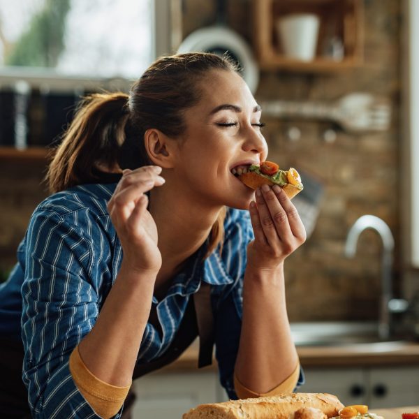 She Chooses Healthy Food As Her Lifestyle!